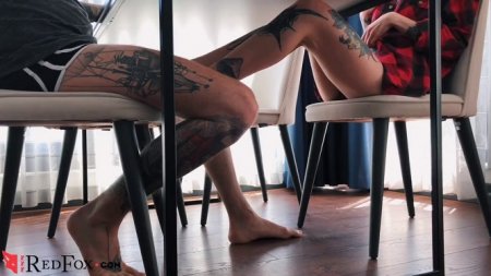 Не смогла устоять и соблазнила друга